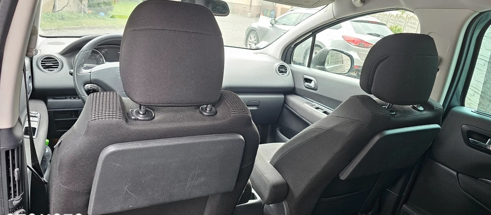 Peugeot 5008 cena 21900 przebieg: 199000, rok produkcji 2011 z Częstochowa małe 497
